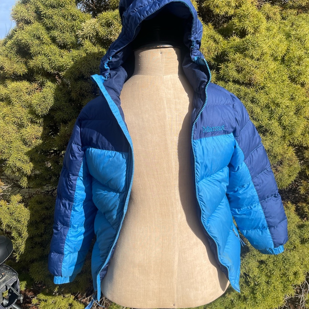 Boys Marmot down puffer jacket size M